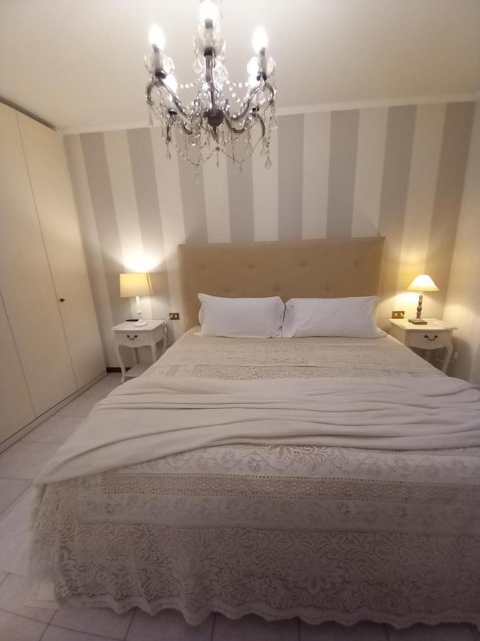 Fiorenza House Luisago Bagian luar foto