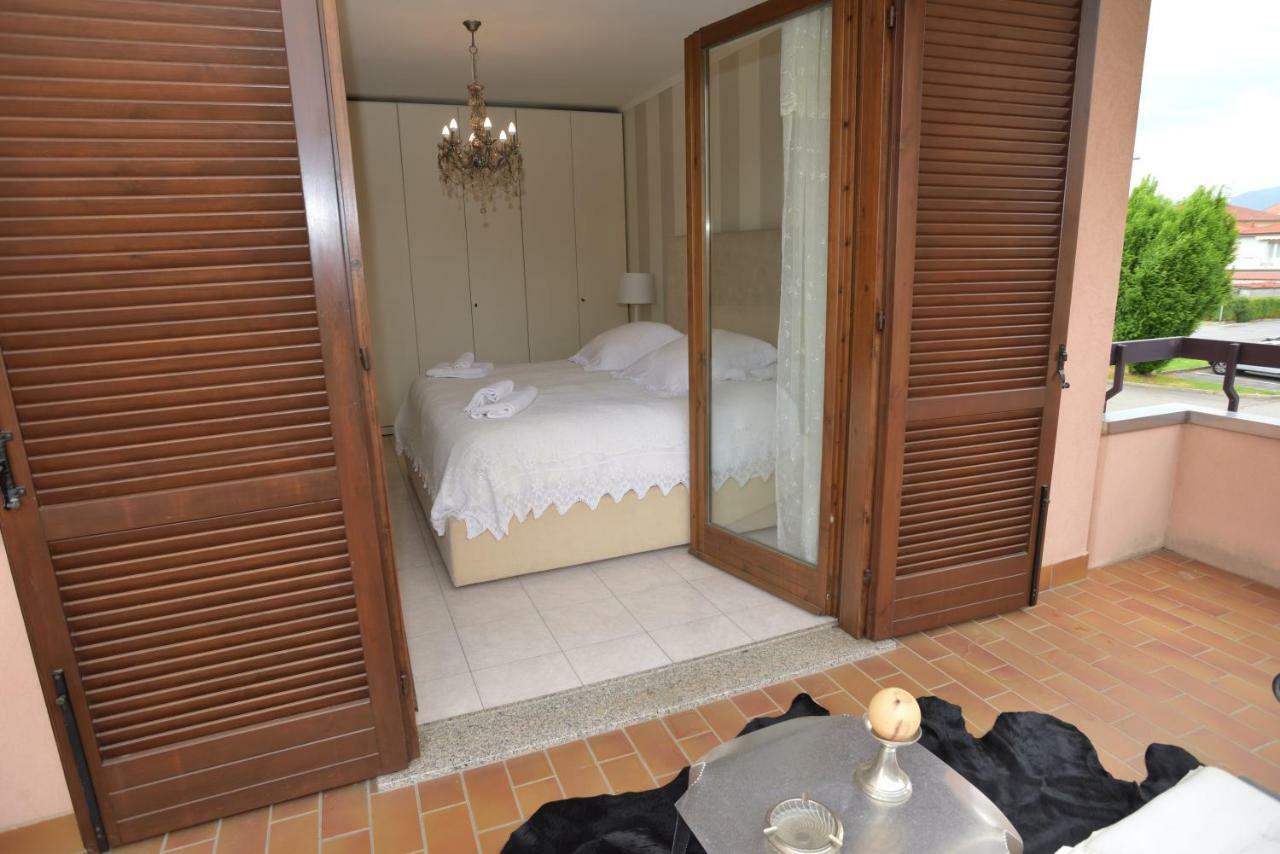 Fiorenza House Luisago Bagian luar foto